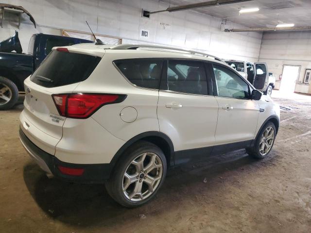 Photo 3 from auction – 2019 FORD ESCAPE TIT with VIN 1FMCU9J95KUC32409