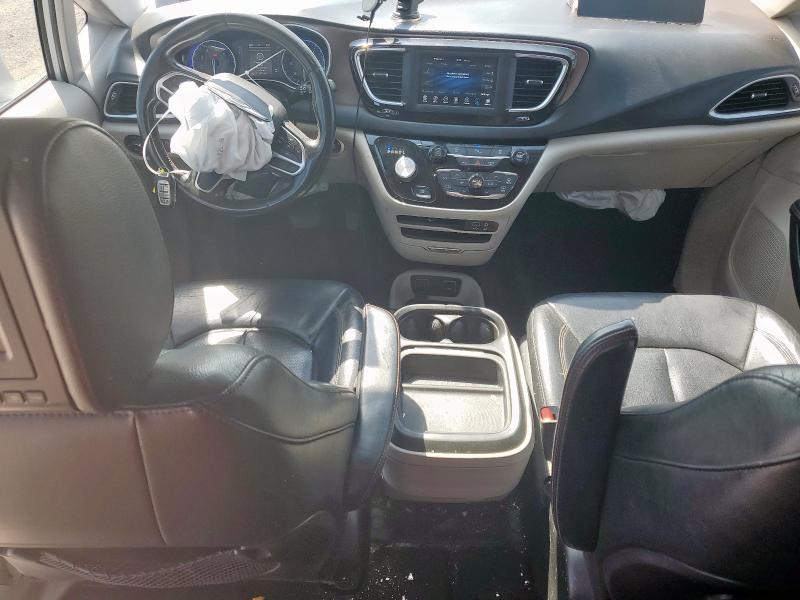 Photo 8 from auction – 2019 CHRYSLER PACIFICA T with VIN 2C4RC1BG4KR650490