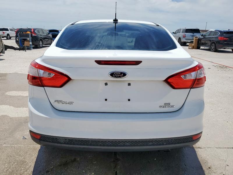 Photo 6 from auction – 2014 FORD FOCUS SE with VIN 1FADP3F23EL451796