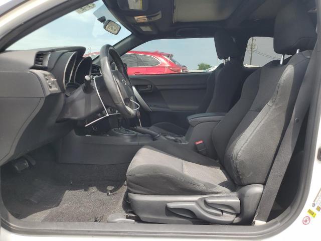 Photo 7 from auction – 2011 TOYOTA SCION TC with VIN JTKJF5C75B3012891