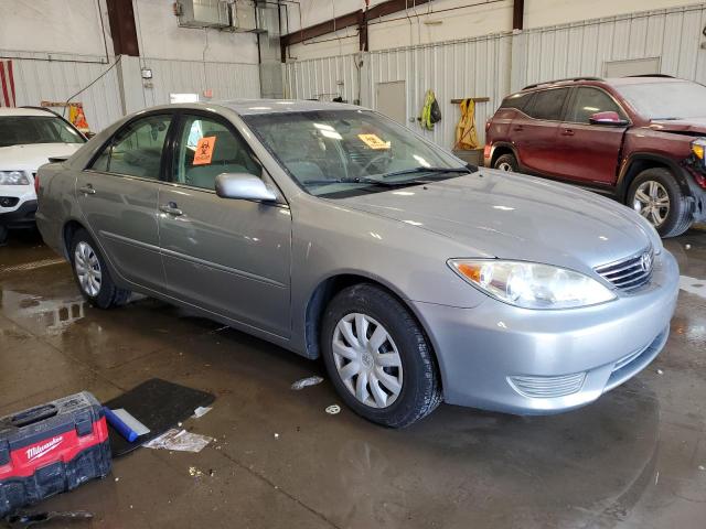 Photo 4 from auction – 2005 TOYOTA CAMRY LE with VIN 4T1BE32K85U587909