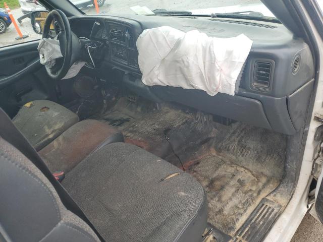 Photo 8 from auction – 2000 CHEVROLET SILVERADO with VIN 1GCEC14T4YE302896