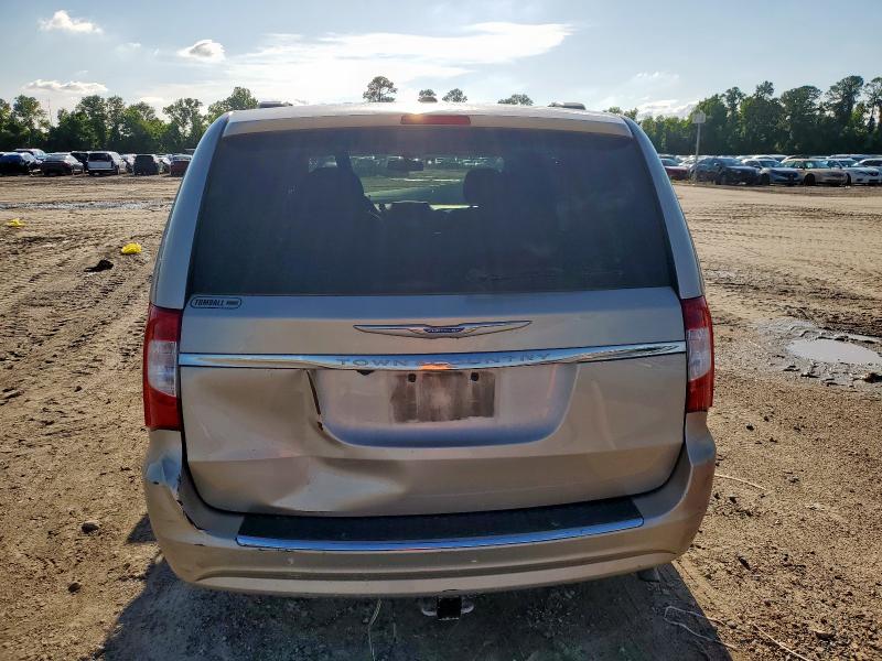 Photo 6 from auction – 2016 CHRYSLER TOWN & COU with VIN 2C4RC1AG5GR149780