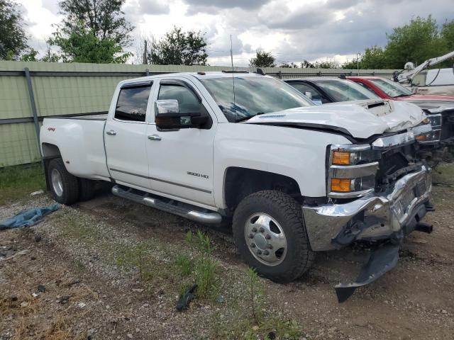 CHEVROLET SILVERADO 2019 with VIN 1GC4KXEY3KF174924 - Photo from auction