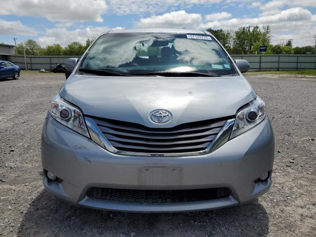 Photo 5 from auction – 2016 TOYOTA SIENNA XLE with VIN 5TDYK3DC2GS731538