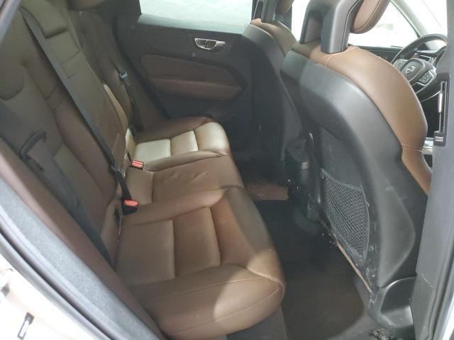 Photo 11 from auction – 2018 VOLVO XC60 T5 MO with VIN YV4102RK8J1017724