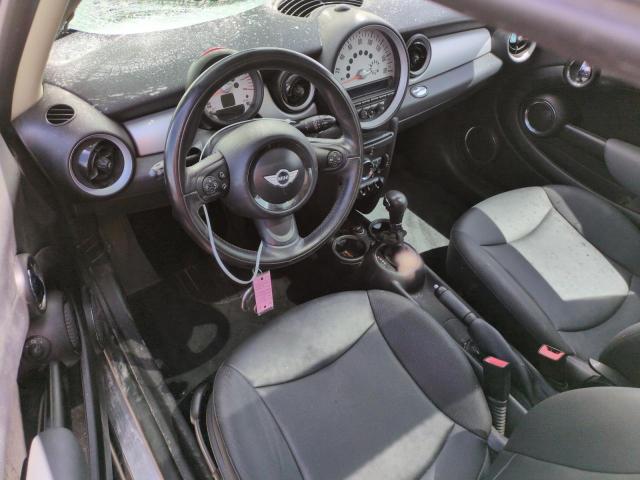 Photo 8 from auction – 2011 MINI COOPER CLU with VIN WMWZF3C55BT188026