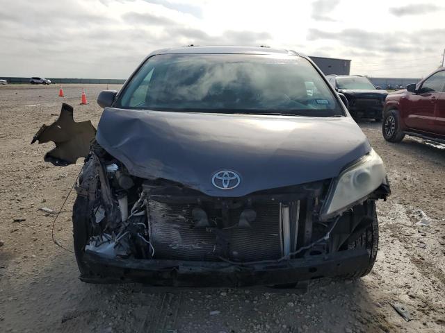 Photo 5 from auction – 2014 TOYOTA SIENNA LE with VIN 5TDKK3DC1ES494673