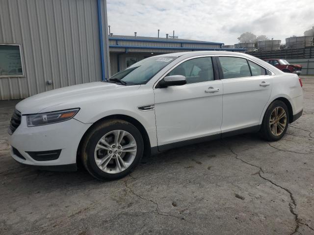 FORD TAURUS SEL 2016 with VIN 1FAHP2H87GG134368 - Photo from auction