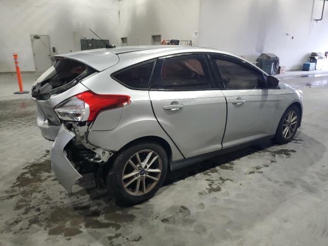 Снимка 3 от търг – 2015 FORD FOCUS SE с VIN 1FADP3K29FL223499