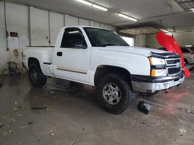 Photo 4 from auction – 2004 CHEVROLET SILVERADO with VIN 1GCEK14T04Z293233