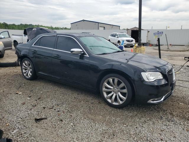 Photo 4 from auction – 2018 CHRYSLER 300 LIMITE with VIN 2C3CCAEG7JH120153