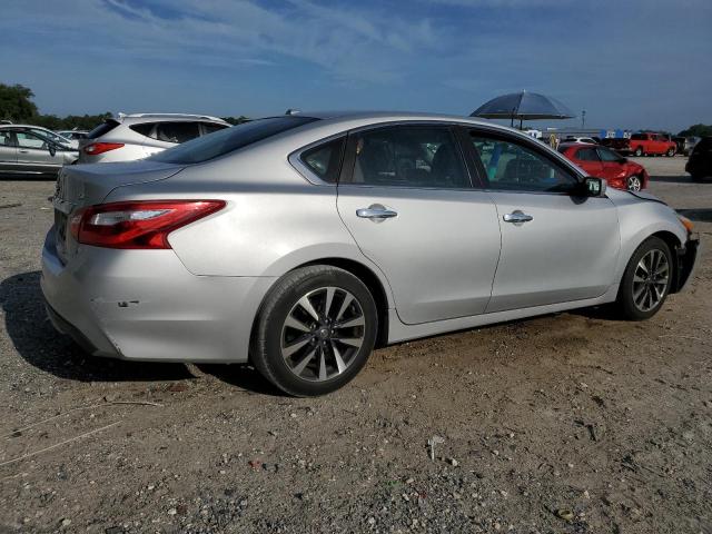Photo 3 from auction – 2017 NISSAN ALTIMA 2.5 with VIN 1N4AL3AP7HC167254