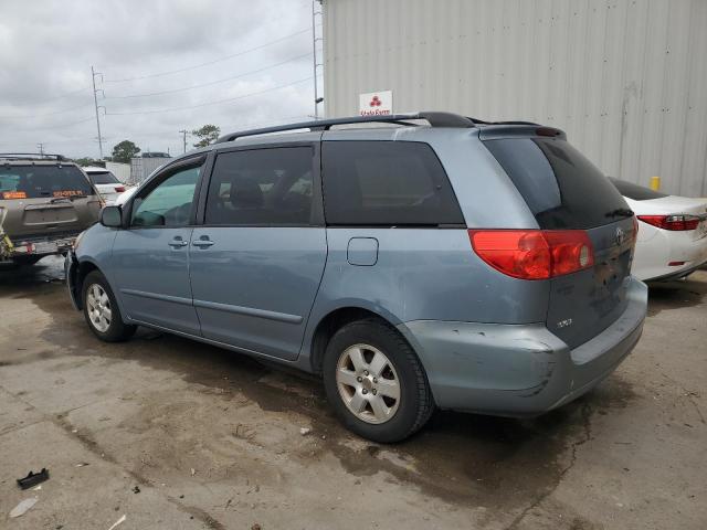 Photo 2 from auction – 2010 TOYOTA SIENNA CE with VIN 5TDKK4CC3AS340287