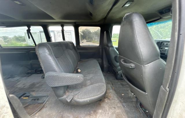 Photo 6 from auction – 2002 CHEVROLET EXPRESS G3 with VIN 1GAHG39R921243538