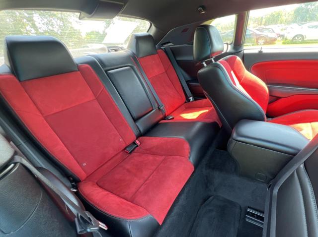 Photo 6 from auction – 2018 DODGE CHALLENGER with VIN 2C3CDZBT9JH232854