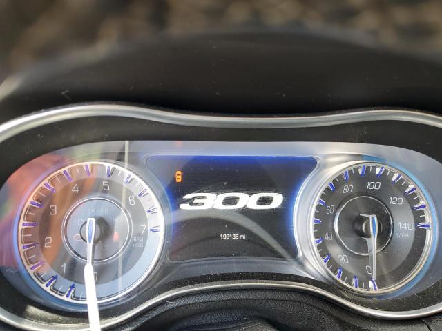 Photo 9 from auction – 2015 CHRYSLER 300 LIMITE with VIN 2C3CCAAGXFH891896