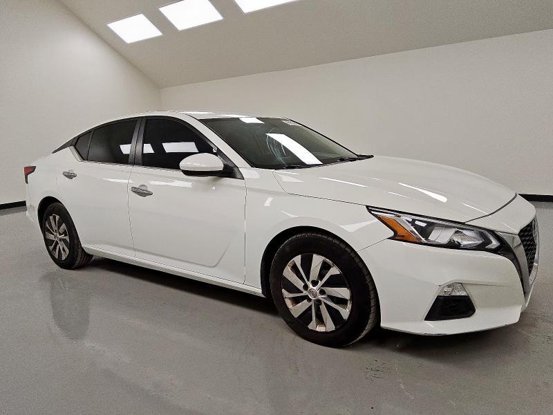 Photo 4 from auction – 2020 NISSAN ALTIMA S with VIN 1N4BL4BV8LC159759
