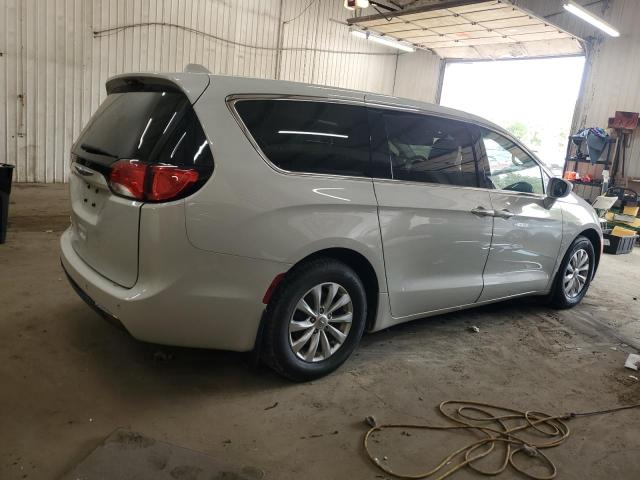 Photo 3 from auction – 2019 CHRYSLER PACIFICA T with VIN 2C4RC1FG2KR589182