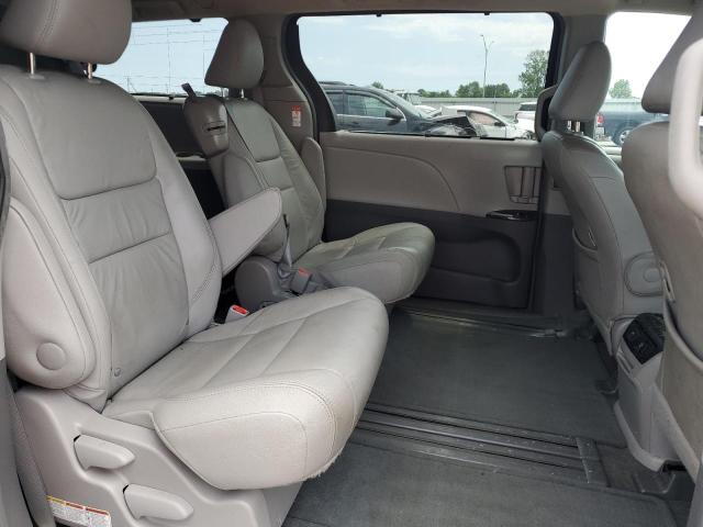 Photo 11 from auction – 2016 TOYOTA SIENNA with VIN 5TDYK3DC7GS741384