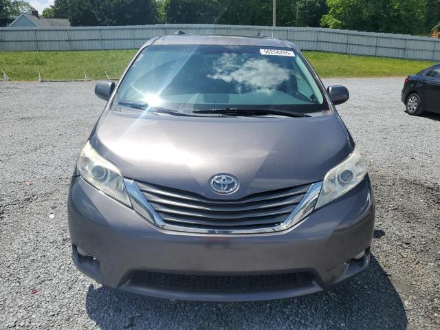 Photo 5 from auction – 2012 TOYOTA SIENNA XLE with VIN 5TDYK3DC6CS218030