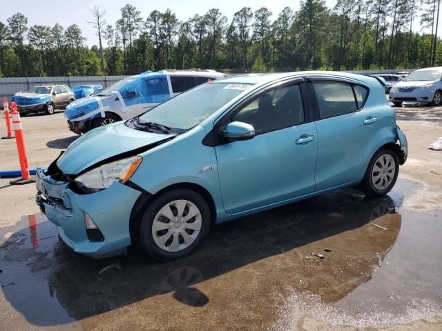 TOYOTA PRIUS C 2013 with VIN JTDKDTB32D1041896 - Photo from auction