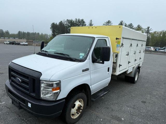 Photo 2 from auction – 2019 FORD ECONOLINE with VIN 1FDXE4FS8KDC19277