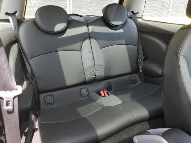 Photo 10 from auction – 2010 MINI COOPER with VIN WMWMF3C58ATZ63024