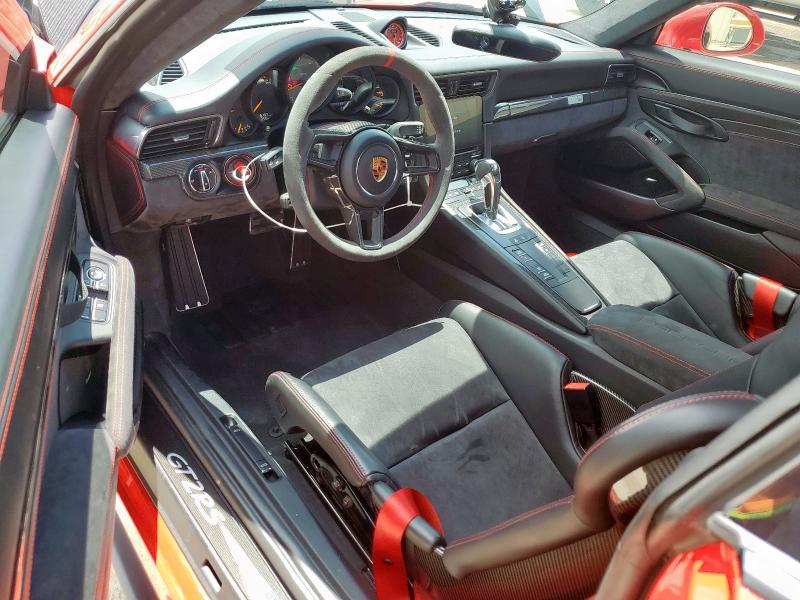 Photo 8 from auction – 2018 PORSCHE 911 GT2 RS with VIN WP0AE2A90JS185090
