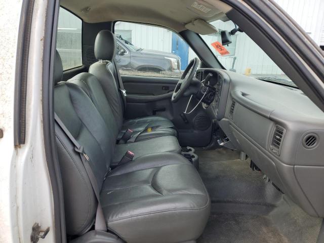 Photo 10 from auction – 2004 CHEVROLET SILVERADO with VIN 1GCEC14X04Z120232
