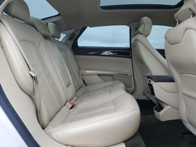 Photo 10 from auction – 2015 LINCOLN MKZ with VIN 3LN6L2G98FR623999
