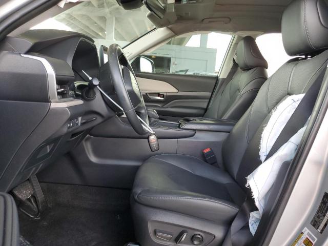 Photo 7 from auction – 2024 TOYOTA GRAND HIGH with VIN 5TDAAAA57RS014957