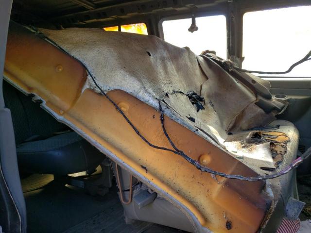 Photo 11 from auction – 2004 CHEVROLET EXPRESS G2 with VIN 1GAGG25U141217874