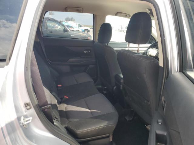 Photo 11 from auction – 2016 MITSUBISHI OUTLANDER with VIN JA4AD2A39GZ011172