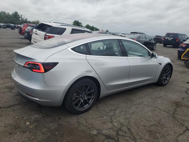 Photo 3 from auction – 2018 TESLA MODEL 3 with VIN 5YJ3E1EA3JF038024