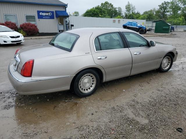 Photo 3 from auction – 2001 LINCOLN TOWN CAR E with VIN 1LNHM81W61Y684818