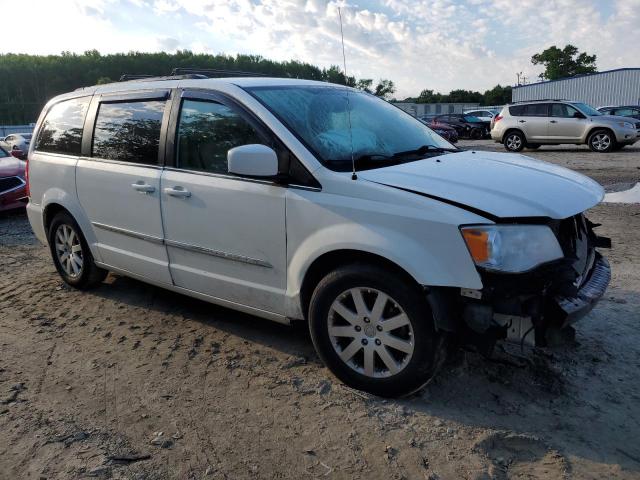 Photo 4 from auction – 2013 CHRYSLER TOWN & COU with VIN 2C4RC1BG3DR674413