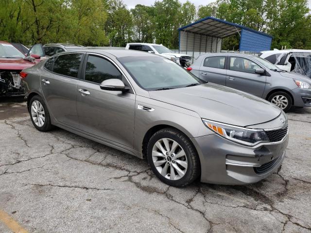 Photo 4 from auction – 2016 KIA OPTIMA LX with VIN 5XXGT4L38GG060720