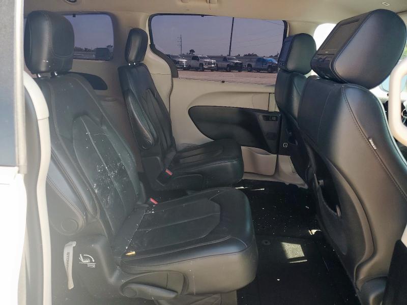 Photo 11 from auction – 2019 CHRYSLER PACIFICA T with VIN 2C4RC1BG4KR650490