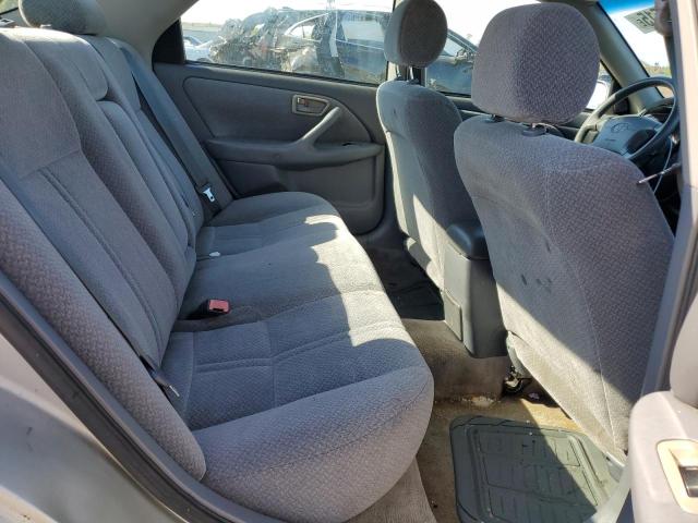 Photo 10 from auction – 2000 TOYOTA CAMRY CE with VIN 4T1BG22K2YU711908