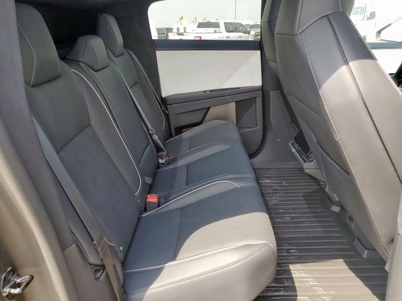 Zdjęcie 11 z aukcji – 2024 TESLA CYBERTRUCK z VIN 7G2CEHED3RA021099