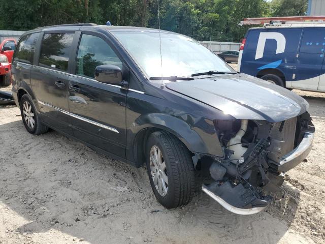 Photo 4 from auction – 2016 CHRYSLER TOWN & COU with VIN 2C4RC1BG9GR297297