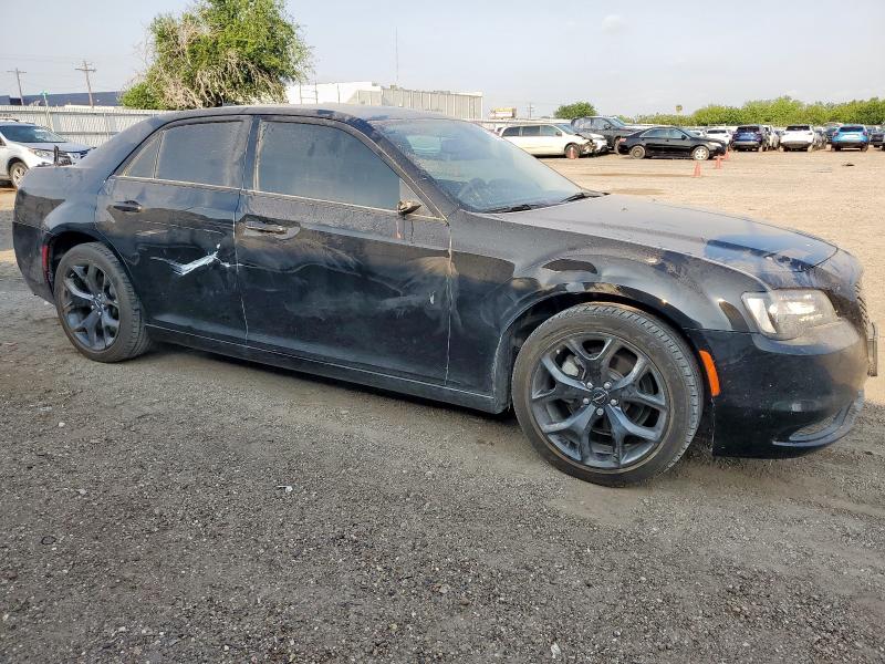 Photo 4 from auction – 2023 CHRYSLER 300 TOURIN with VIN 2C3CCAAGXPH681834