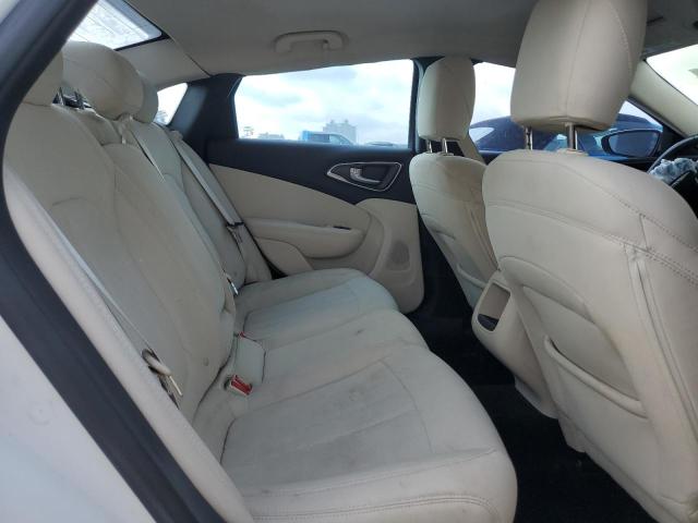 Photo 10 from auction – 2015 CHRYSLER 200 LIMITE with VIN 1C3CCCAB0FN654096