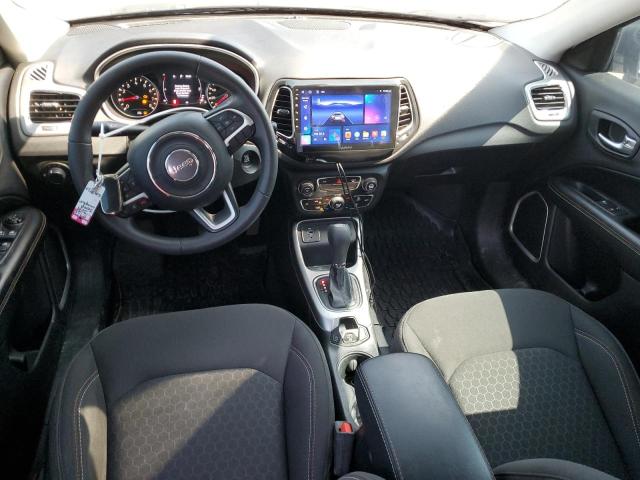 Photo 8 from auction – 2019 JEEP COMPASS with VIN 3C4NJCAB1KT715444