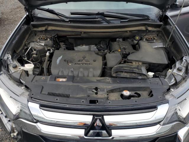 Photo 12 from auction – 2018 MITSUBISHI OUTLANDER with VIN JA4AD3A36JZ016908
