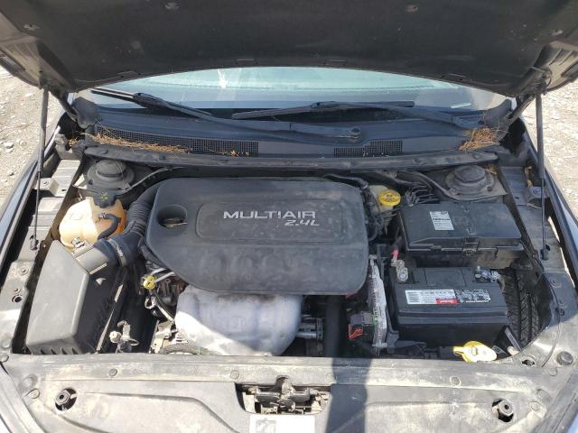 Photo 11 from auction – 2015 CHRYSLER 200 LIMITE with VIN 1C3CCCAB6FN693422