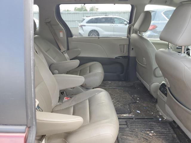 Photo 11 from auction – 2017 TOYOTA SIENNA with VIN 5TDYZ3DC7HS877107