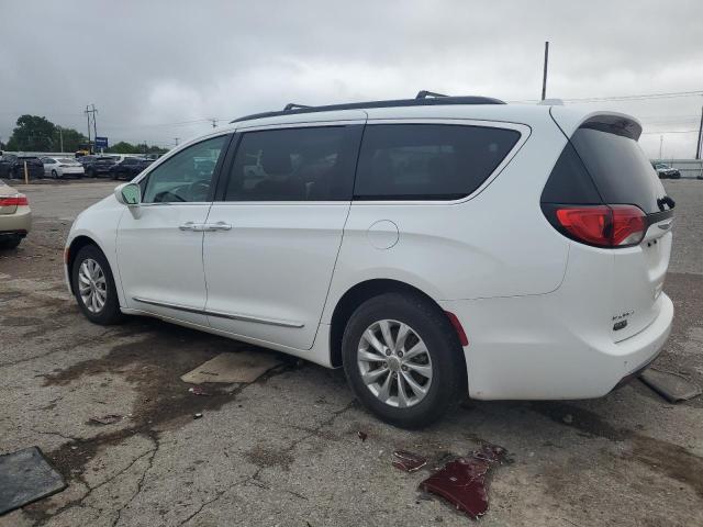 Photo 2 from auction – 2017 CHRYSLER PACIFICA T with VIN 2C4RC1BG1HR702473