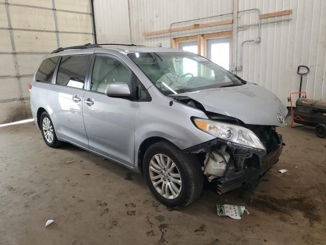Photo 4 from auction – 2013 TOYOTA SIENNA with VIN 5TDYK3DC5DS304284